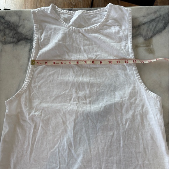 ALO Yoga Men's White Muscle Tank Top Sz M - Picture 6 of 8